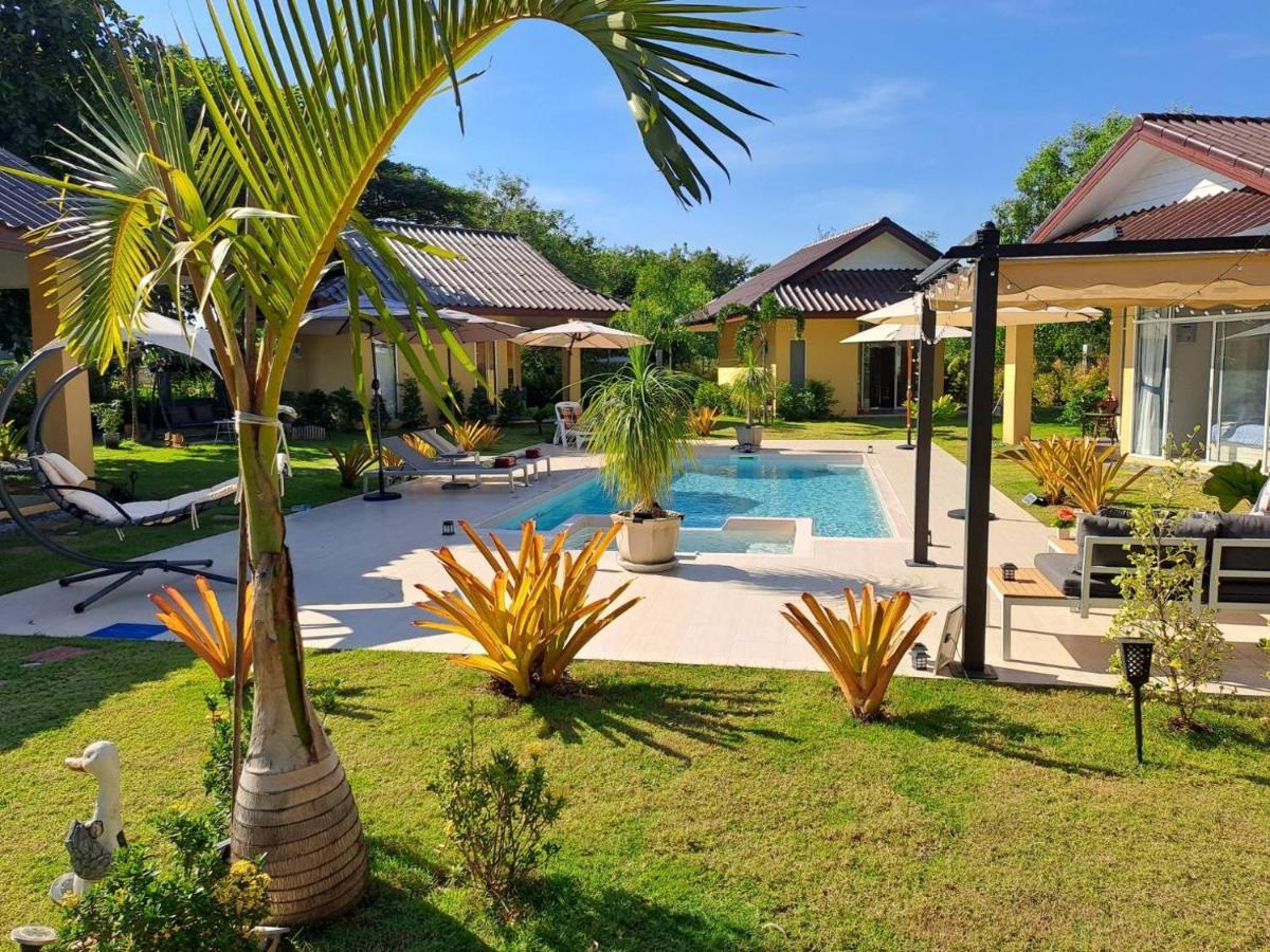 Pool Villa, Resort, Mae Ramphueng Beach, Ban Phe, Rayong, Residence M Thailand (Adults Only) Ban Chamrung Luaran gambar
