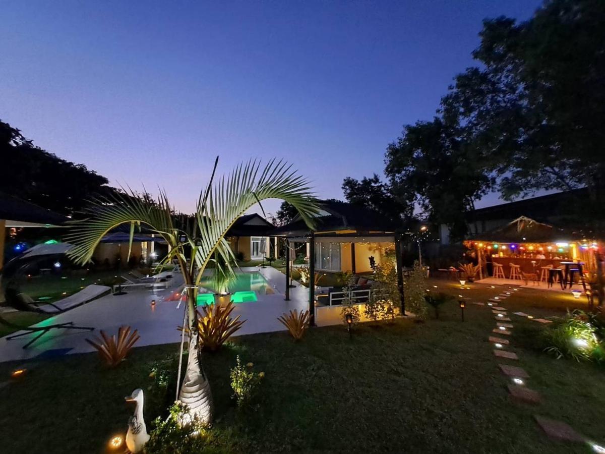 Pool Villa, Resort, Mae Ramphueng Beach, Ban Phe, Rayong, Residence M Thailand (Adults Only) Ban Chamrung Luaran gambar